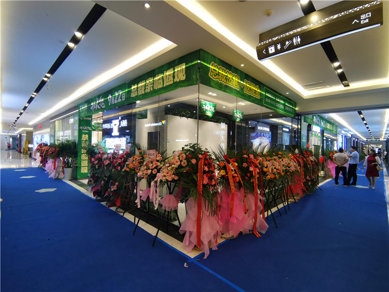 兩天開三店！青青草视频下载陶瓷上演速度與激情